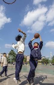 迈克·布朗：布伦森获得了通常会出手的机会，只不过没投进