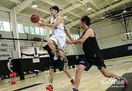 男子冰壶：中国5-2复仇菲律宾，三连胜稳居榜首，剑指冬奥