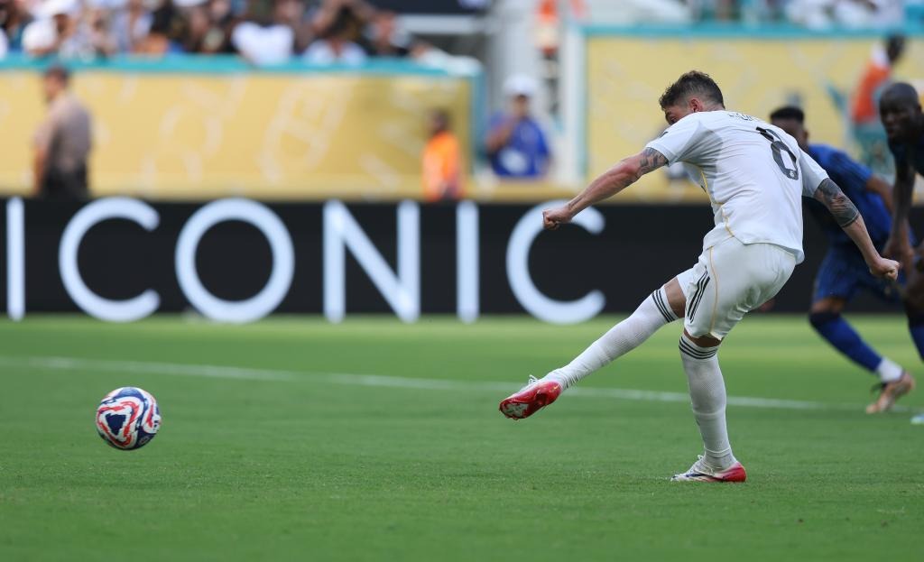 预约突破100W 《英勇之地》当属今年国产小黑马