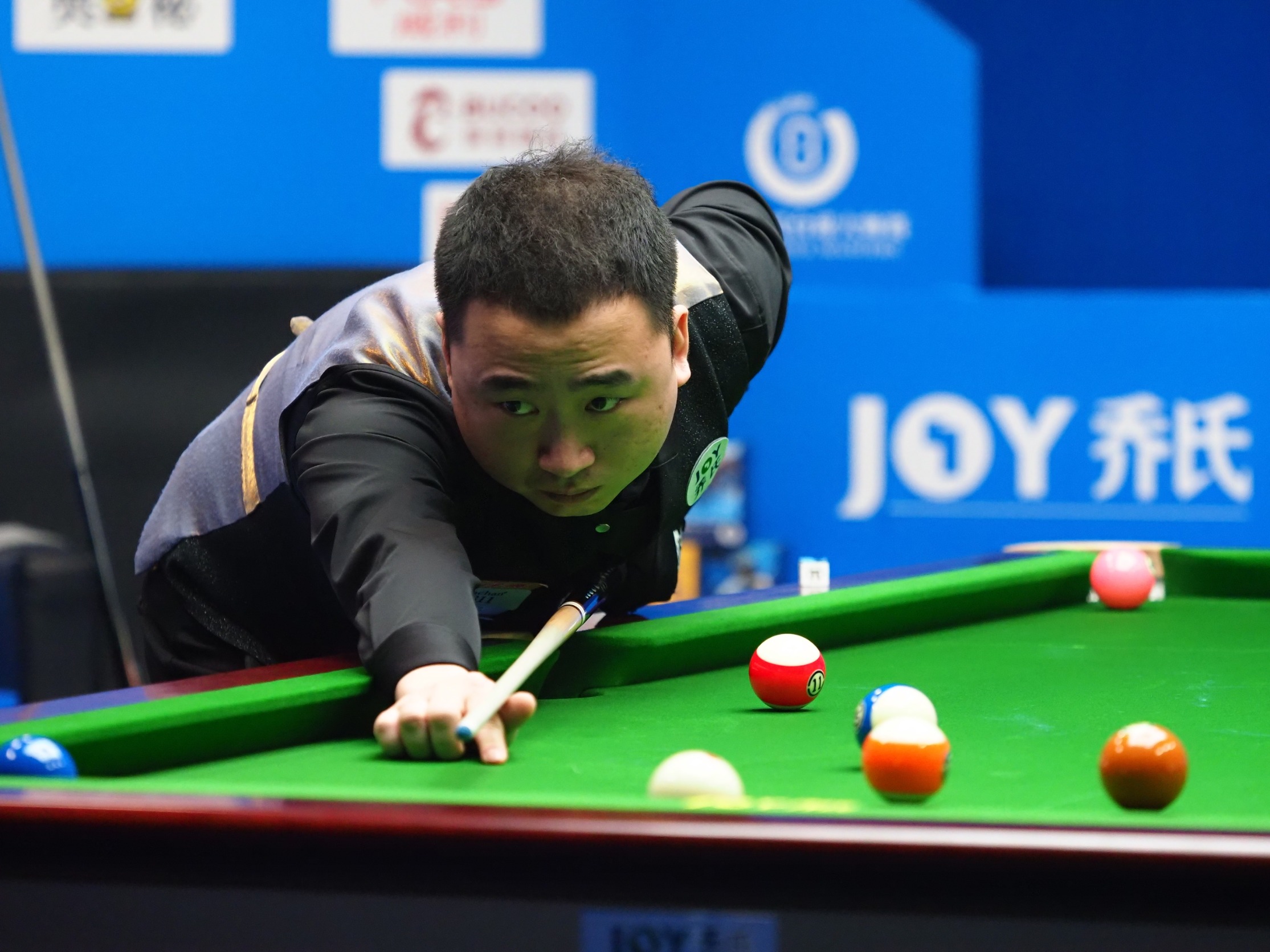 的篮球风格 的篮球风格