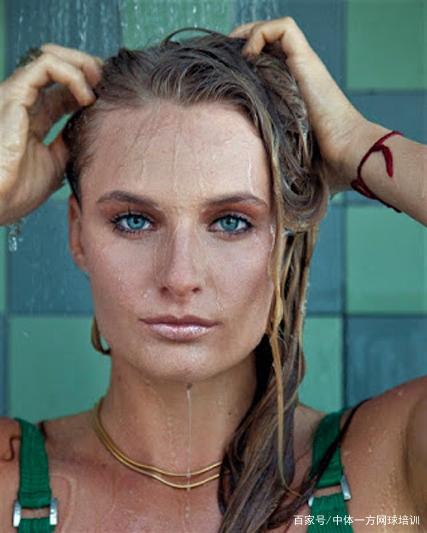 得了广泛的 得了广泛的